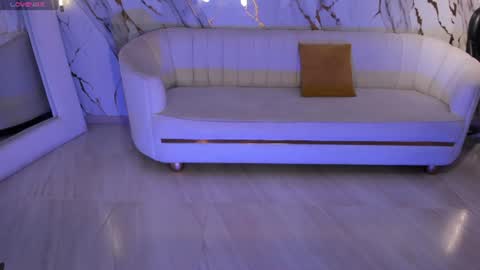 Snapshot of madisonkane chatting on 12, 6, 2026 Madison Kane online show from 12, 6, 2026