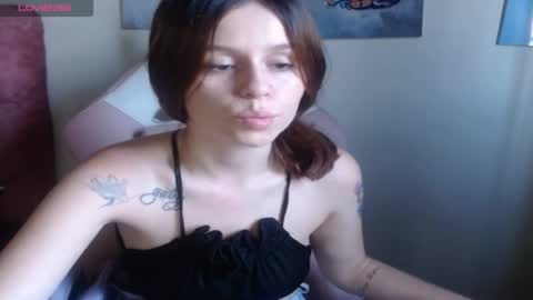 Snapshot of madisonthomas18 chatting on 6, 7, 2026 My name is madi Lushdomi is activeThere are legends that in this room all your wishes can come true Private is Open online show from 6, 7, 2026