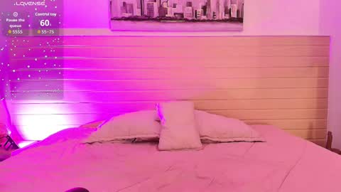    online show from 22, 12, 2025