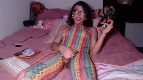 Snapshot of maditron chatting on 7, 4, 2026 Maditron online show from 7, 4, 2026