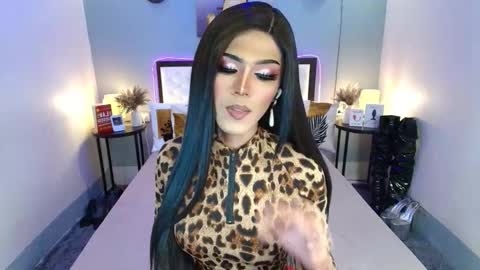 Snapshot of madnesswilxx chatting on 15, 10, 2025 Wil online show from 15, 10, 2025