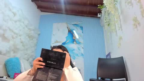 Snapshot of madokaa22 chatting on 6, 5, 2026 Madoka online show from 6, 5, 2026