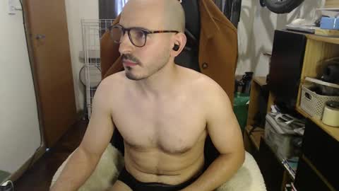 Snapshot of madziula chatting on 9, 10, 2025 Peter online show from 9, 10, 2025