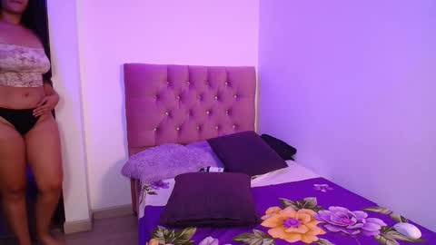 Snapshot of maeena chatting on 3, 2, 2026 maeena online show from 3, 2, 2026