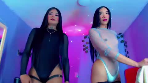 mafer_dolls_ online show from 24, 3, 2026