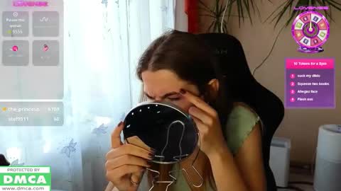 Snapshot of mag1c_eyes chatting on 16, 10, 2025 mag1c_eyes online show from 16, 10, 2025