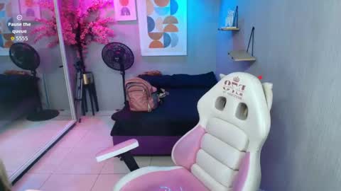 Snapshot of maggy_t18 chatting on 2, 6, 2026 Maggy online show from 2, 6, 2026