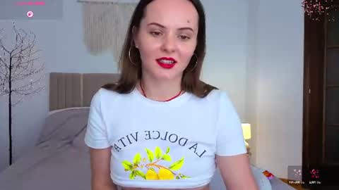 Snapshot of magic_bunnyy chatting on 5, 8, 2026 Milly online show from 5, 8, 2026