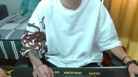 Snapshot of magic_jadee chatting on 5, 6, 2026 Jade online show from 5, 6, 2026