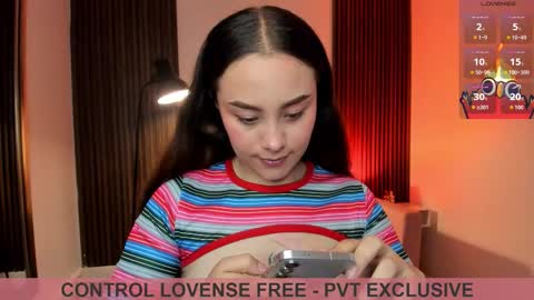 Snapshot of magic_vera chatting on 4, 2, 2026 Vera online show from 4, 2, 2026