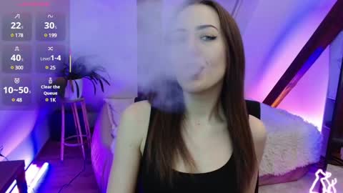 Snapshot of magic_zooey chatting on 10, 3, 2025 Zooey online show from 10, 3, 2025