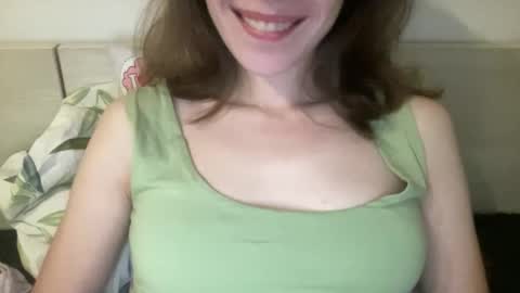 Snapshot of magicgirl50053 chatting on 5, 5, 2026 magicgirl50053 online show from 5, 5, 2026