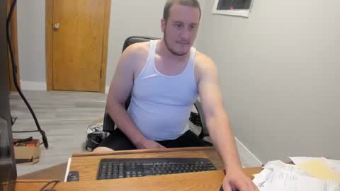 Snapshot of magicman176 chatting on 20, 10, 2025 Magic176 online show from 20, 10, 2025