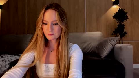 magicpeaach online show from 6, 2, 2025