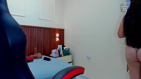 magievans1 online show from 26, 2, 2025