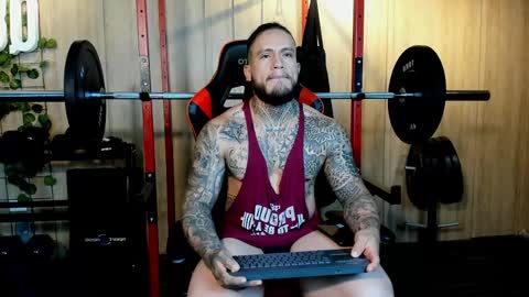 Snapshot of magnus_dahl chatting on 16, 2, 2025 MAGNUS DAHL online show from 16, 2, 2025
