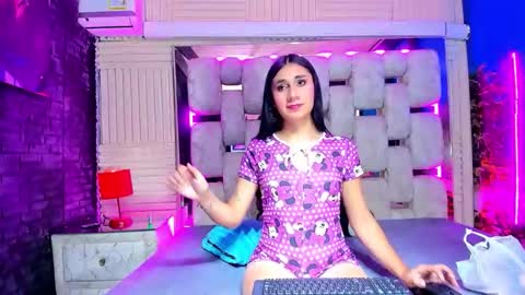 Snapshot of mahiara_hot chatting on 7, 5, 2026 mahiara hot online show from 7, 5, 2026
