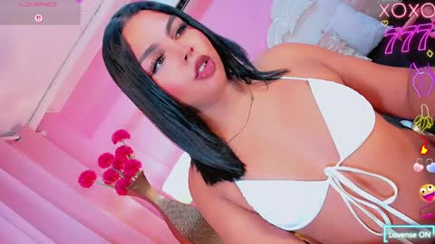Snapshot of maia_hotts chatting on 17, 4, 2026 CamiiGarcia online show from 17, 4, 2026