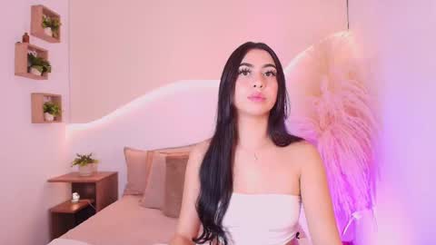 Snapshot of maia_lia_ chatting on 11, 9, 2025 MAIA  LIA  online show from 11, 9, 2025