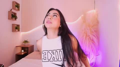 Snapshot of maia_lia_ chatting on 18, 9, 2025 MAIA  LIA  online show from 18, 9, 2025