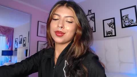 Snapshot of maia_reficco chatting on 20, 4, 2026 Maia Reficco online show from 20, 4, 2026