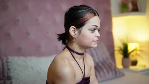 Snapshot of maiamini chatting on 7, 2, 2026 Maia online show from 7, 2, 2026