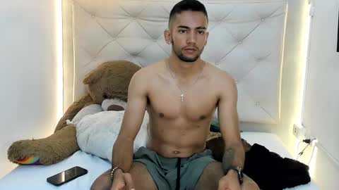 maicolparker0 online show from 24, 3, 2026