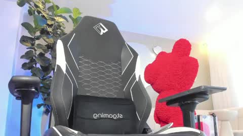 MAICOL  online show from 14, 4, 2026