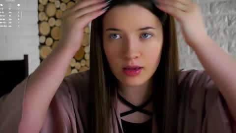 Lucy online show from 2, 12, 2025