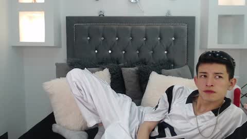 Maik Carver online show from 25, 1, 2025