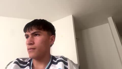 maikitol online show from 25, 4, 2026