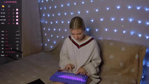 Your kitty online show from 21, 2, 2025