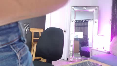 mailyn_gold online show from 21, 3, 2026