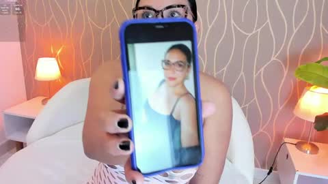 Snapshot of mairybelle chatting on 23, 5, 2026 Maria conexion 1030 pm to 5 am colombia online show from 23, 5, 2026