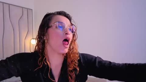 Snapshot of maise_hill1 chatting on 20, 5, 2026 MAISE online show from 20, 5, 2026