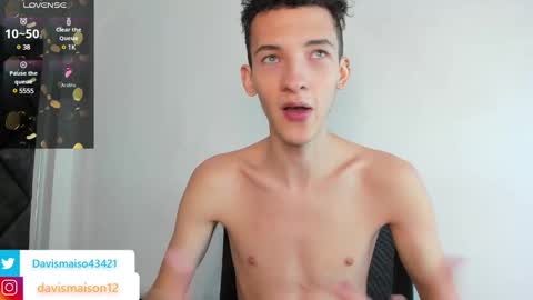 Snapshot of maisondavis_ chatting on 15, 1, 2025 Maison Davis online show from 15, 1, 2025