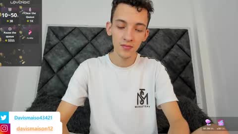 Snapshot of maisondavis_ chatting on 22, 1, 2025 Maison Davis online show from 22, 1, 2025