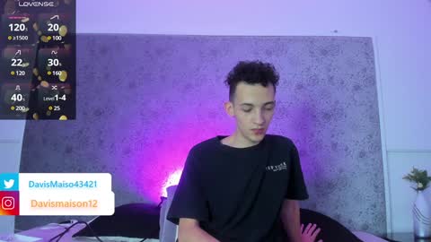 Snapshot of maisondavis_ chatting on 26, 2, 2025 Maison Davis online show from 26, 2, 2025