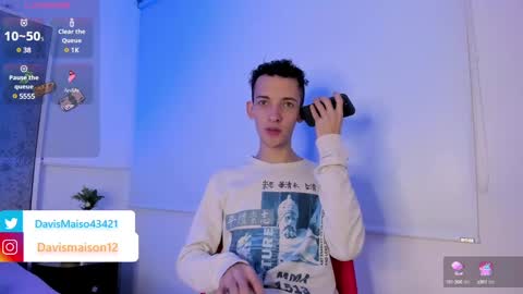 Snapshot of maisondavis_ chatting on 7, 3, 2025 Maison Davis online show from 7, 3, 2025