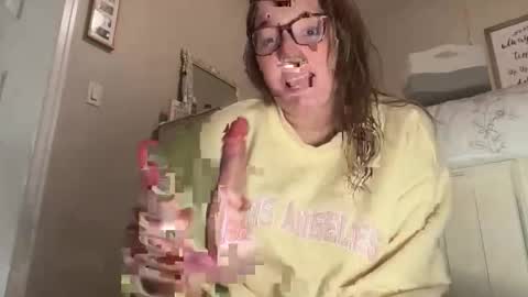 Snapshot of maisystellaxx chatting on 23, 3, 2026 maisystellaxx online show from 23, 3, 2026