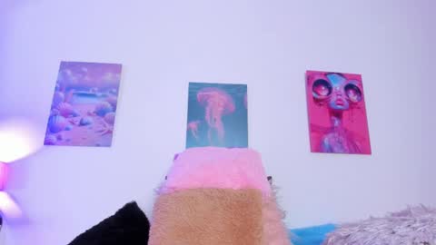 mai  online show from 17, 11, 2025