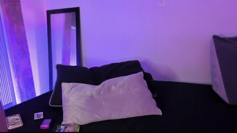 Snapshot of maithe_ferrer chatting on 9, 4, 2026 MAITHEFERRER online show from 9, 4, 2026