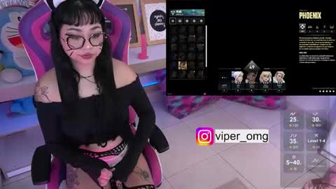 Snapshot of makigg chatting on 28, 4, 2026 Maki online show from 28, 4, 2026