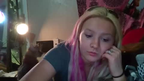 KarizmaticKitten online show from 27, 2, 2026