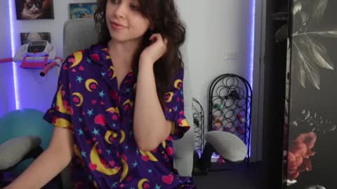 MakiyahBelle online show from 17, 12, 2024