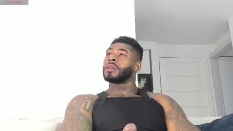 Snapshot of makonneen chatting on 19, 6, 2026 Makonnen online show from 19, 6, 2026