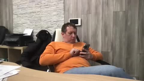 Snapshot of maks199402 chatting on 18, 3, 2026 maksoffice online show from 18, 3, 2026