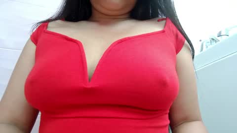 Snapshot of makulato chatting on 28, 5, 2026 Maya online show from 28, 5, 2026