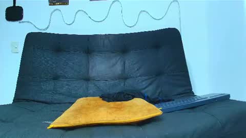 Snapshot of malcompierce chatting on 5, 7, 2026 Malcom online show from 5, 7, 2026