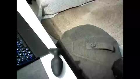 malebitch99999 online show from 7, 10, 2025